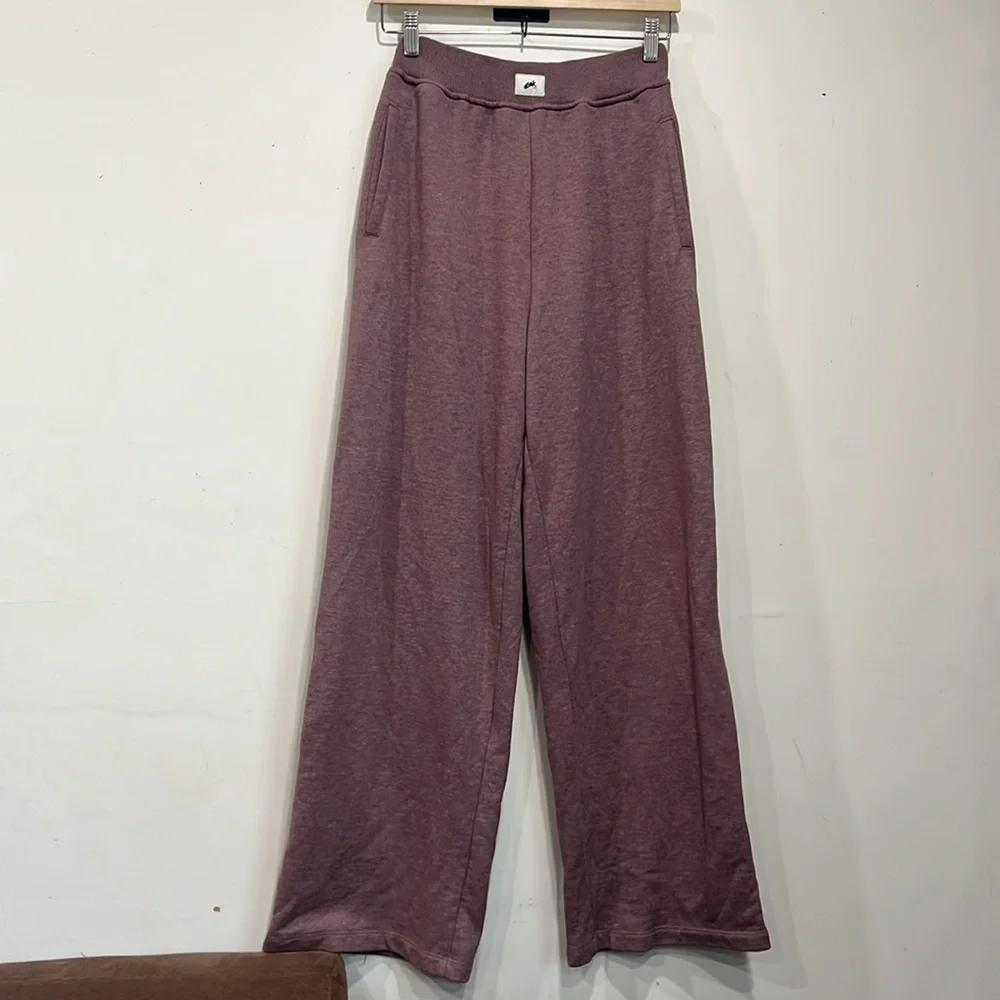 Alphalete Wide Leg Sweatpants in Brushed Fabric in Heather Maroon size Large - Picture 6 of 15